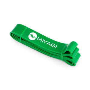 Banda de resistencia en látex Miyagi verde de 44 mm plegada sobre fondo blanco