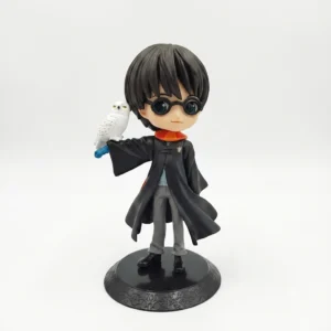 Figura Harry Potter con Hedwig y base completa sobre fondo blanco