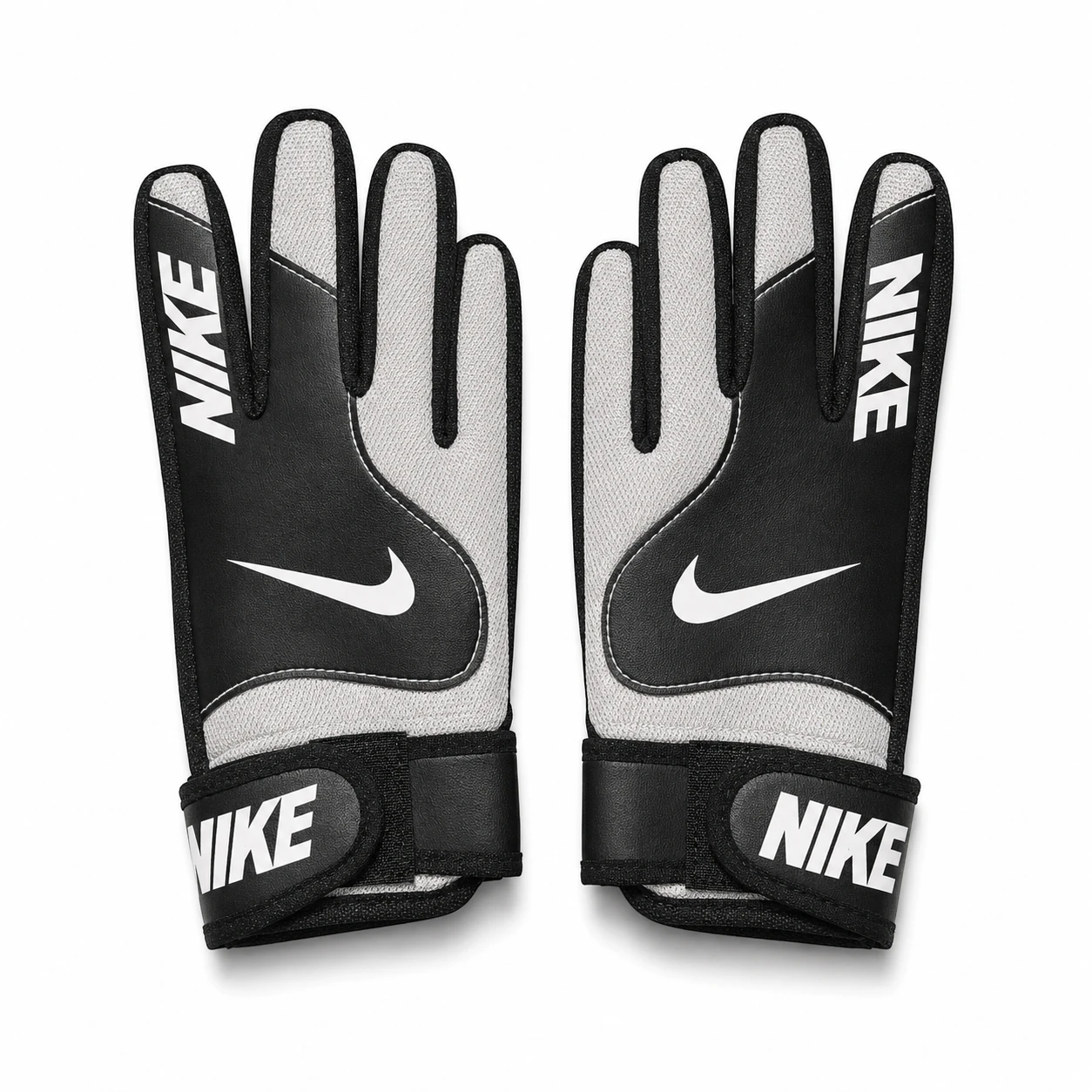 Par de guantes de arquero con logo talla 10 en colores negro, blanco y plateado.