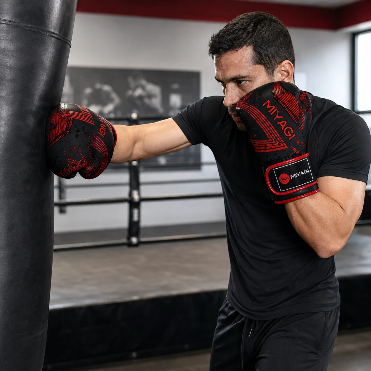 Guantes de Boxeo Miyagi Amateur PU 14 Oz – Par - Imagen 5